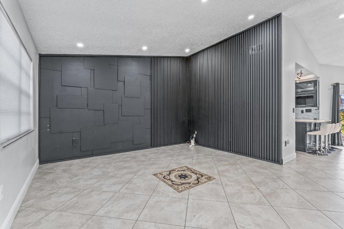 NEW RIVER ESTATES SEC 11 - Residential