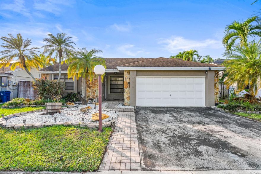 Beautiful 4/2 single-family home in the highly desirable New River Estates community of Sunrise. This bright and spacious home features a split floor plan layout, ample natural light, a functional kitchen with a quartz countertop, a newer AC unit (2023), and a private backyard perfect for relaxing or entertaining. Ample driveway parking.Prime location near Sawgrass Mills, parks, dining, and major highways including the Sawgrass Expressway, I-75, and I-595. Zoned for excellent schools and a VERY LOW HOA!! A fantastic opportunity in a quiet, well-kept neighborhood.