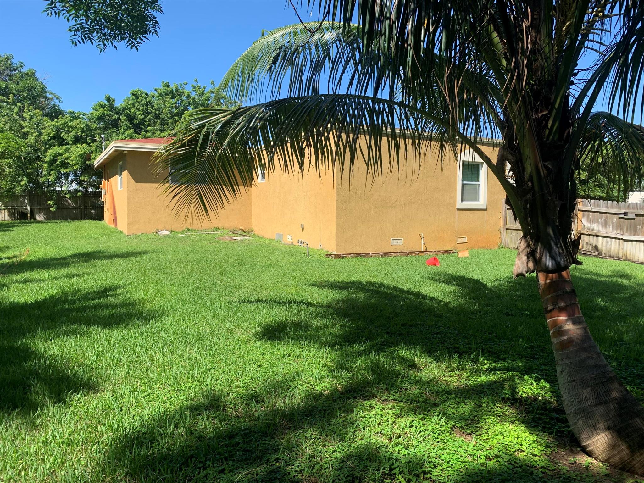 212 NW 6th Avenue