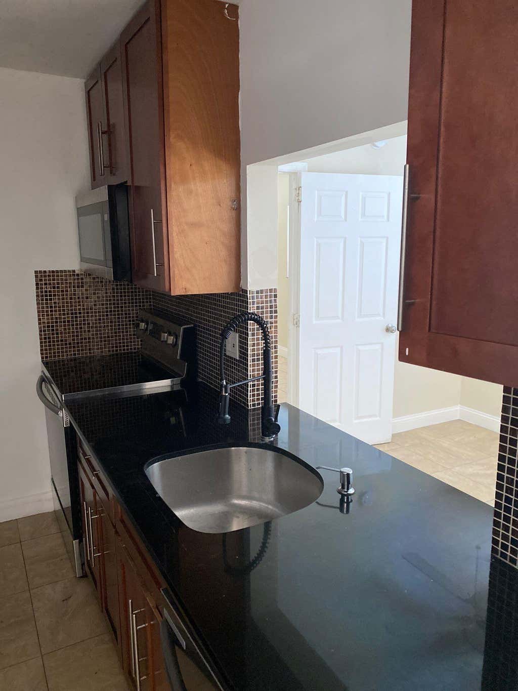 Photo of 1444 Windsor Court #1, Fort Lauderdale, FL 33304 (MLS # B26047157)