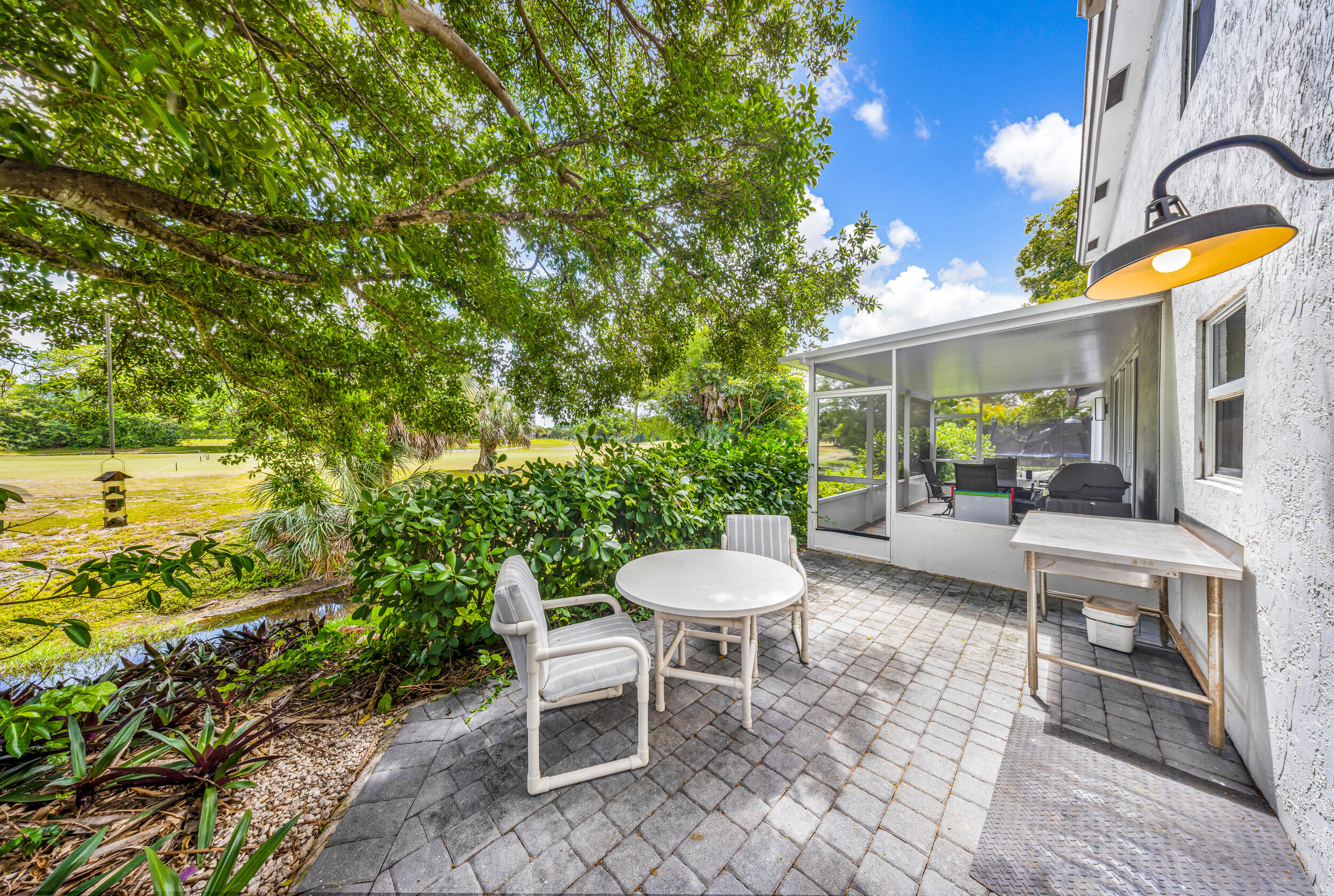 PALM AIRE OAKS COURSE ESTATES - Residential