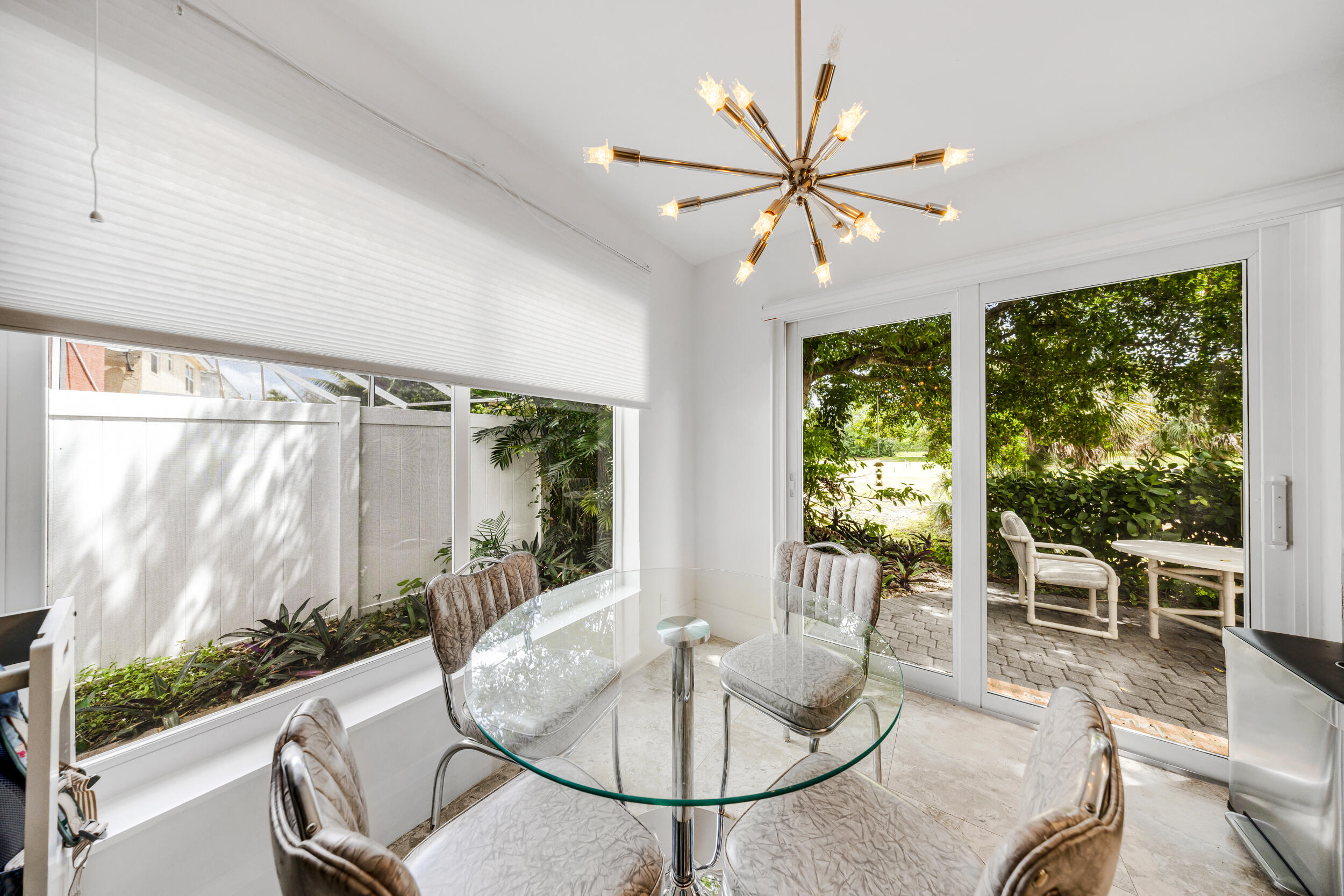 PALM AIRE OAKS COURSE ESTATES - Residential