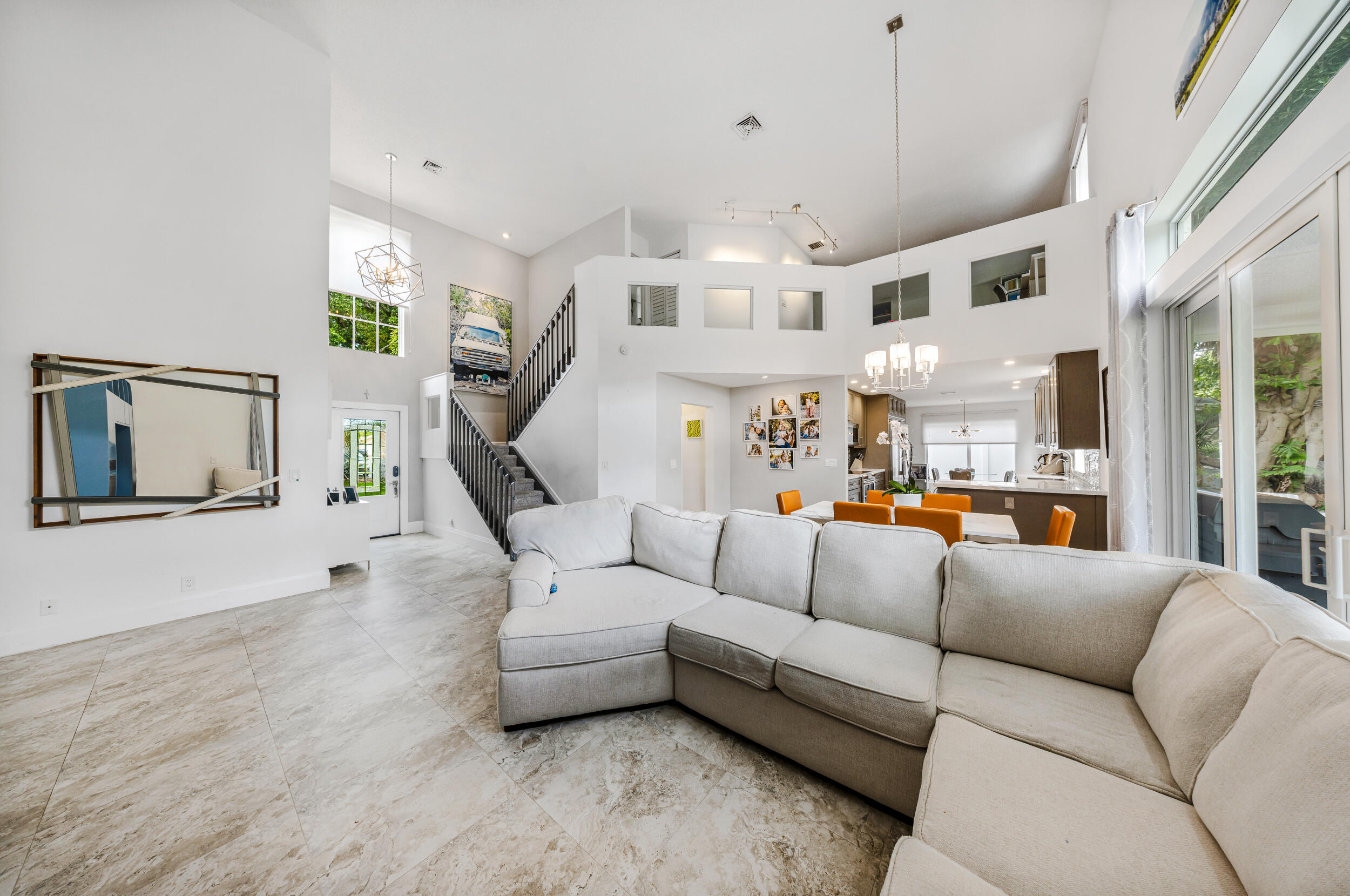 PALM AIRE OAKS COURSE ESTATES - Residential