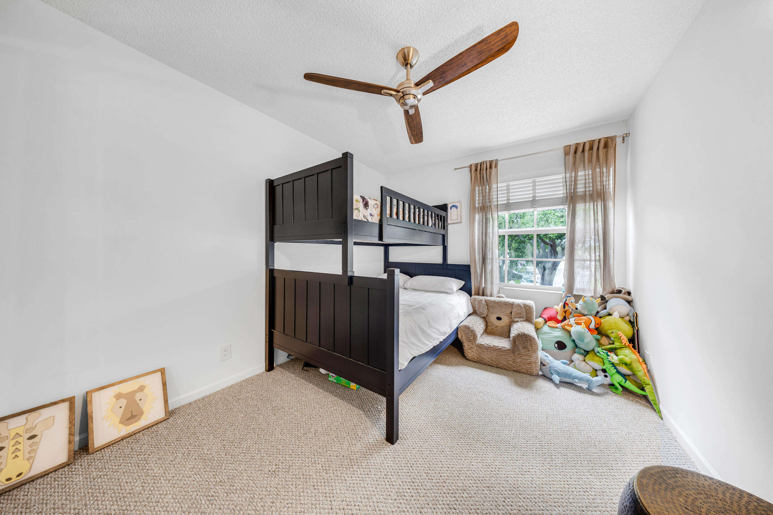 PALM AIRE OAKS COURSE ESTATES - Residential