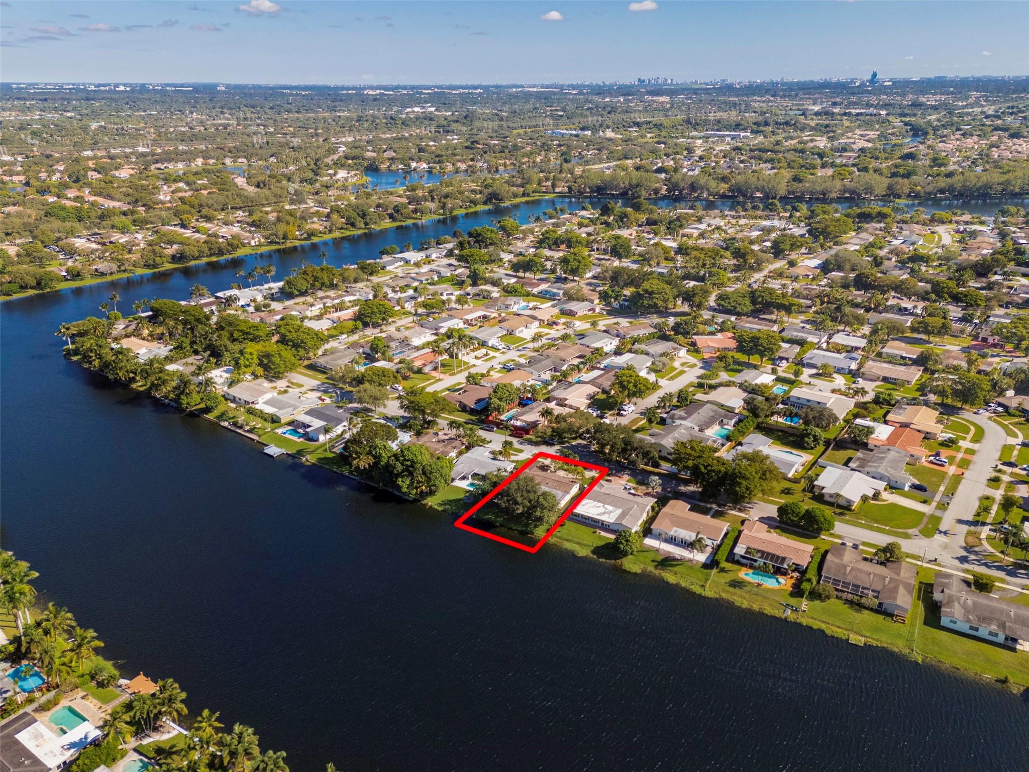 Pembroke Lakes - Residential