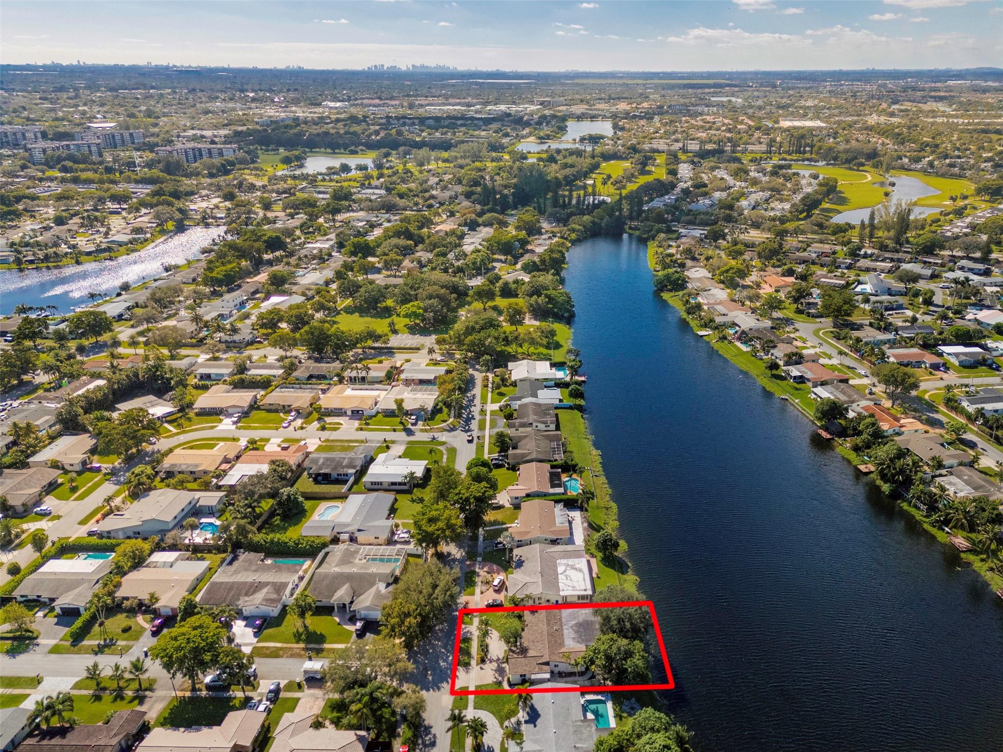 Pembroke Lakes - Residential