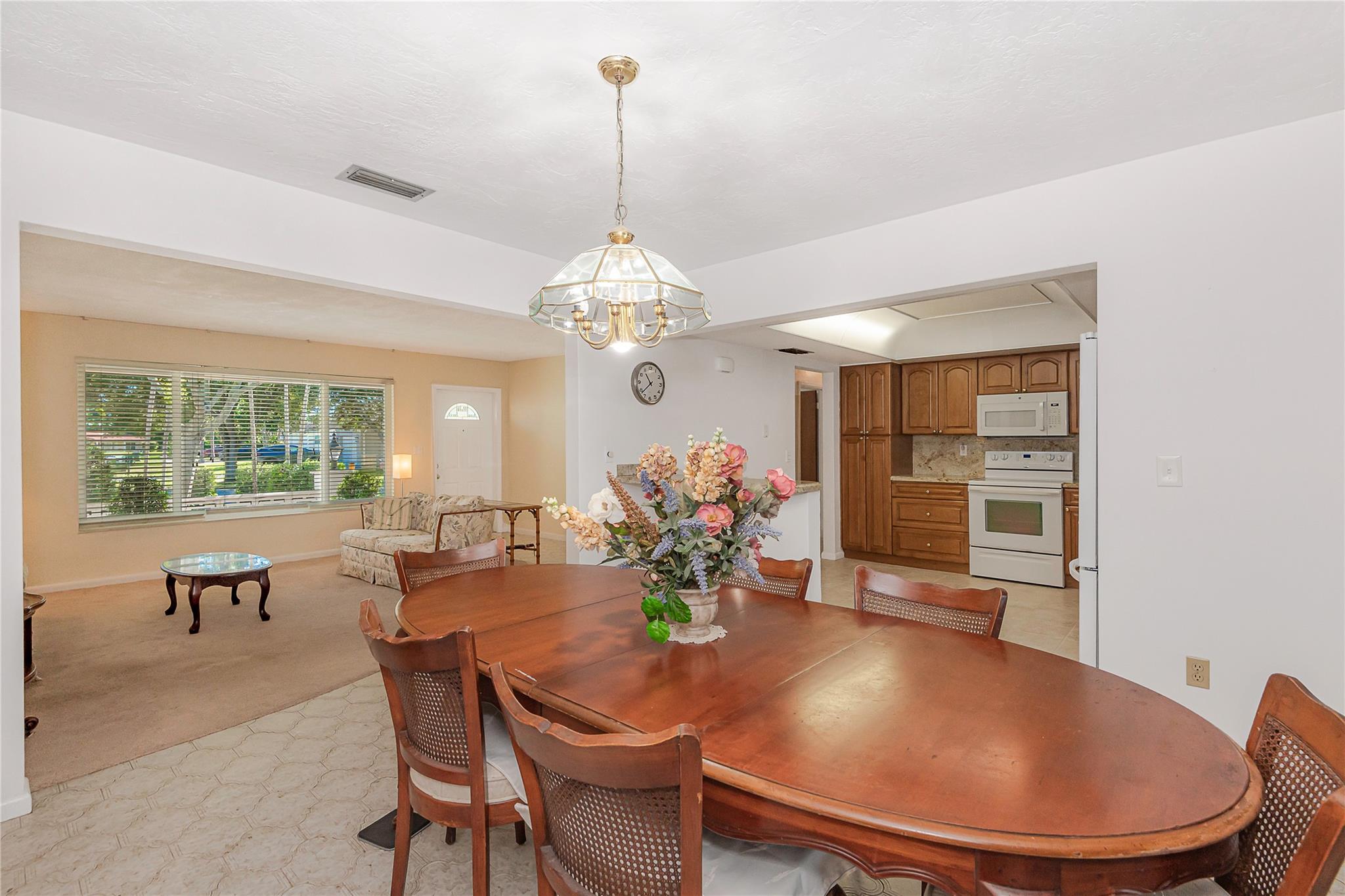 Pembroke Lakes - Residential