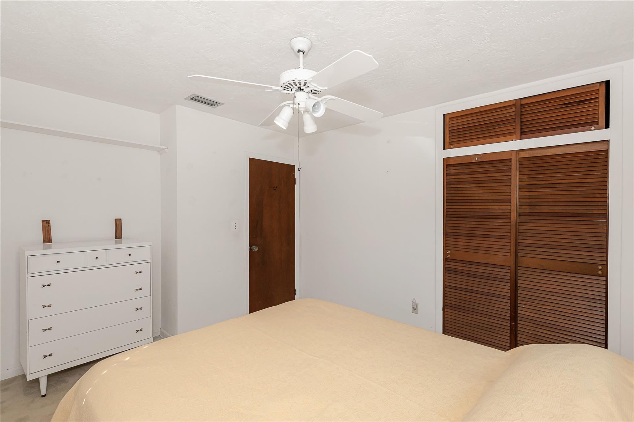 Pembroke Lakes - Residential