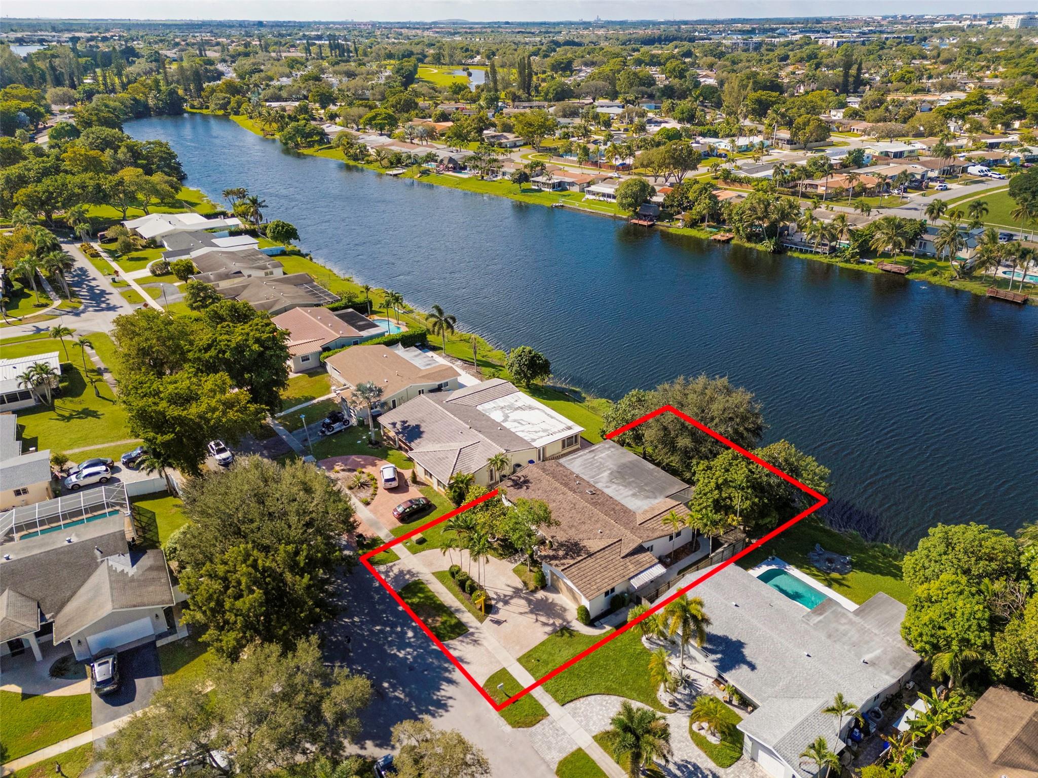 Pembroke Lakes - Residential