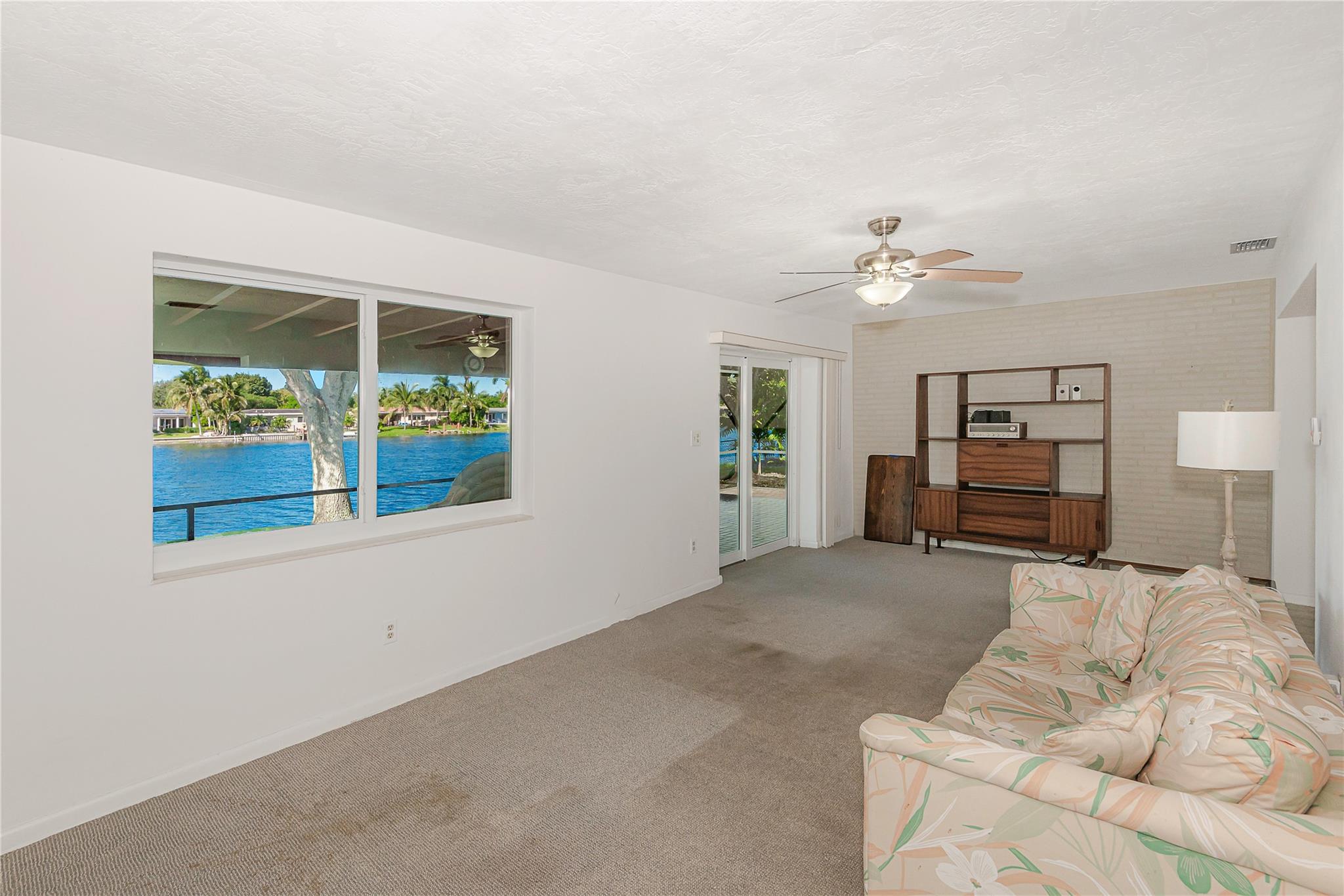 Pembroke Lakes - Residential