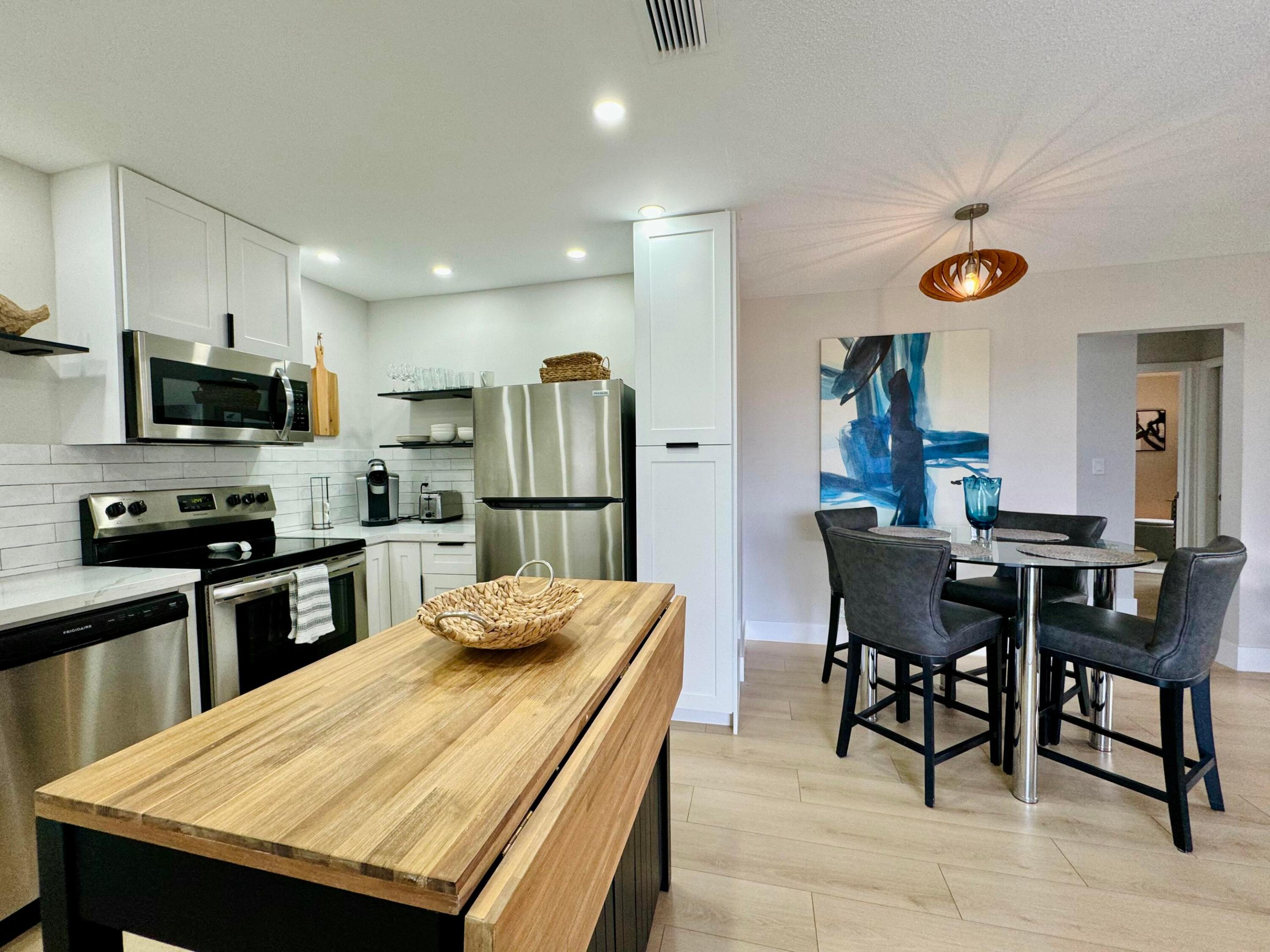 HAWTHORNE HOUSE CO-OP - Residential Lease