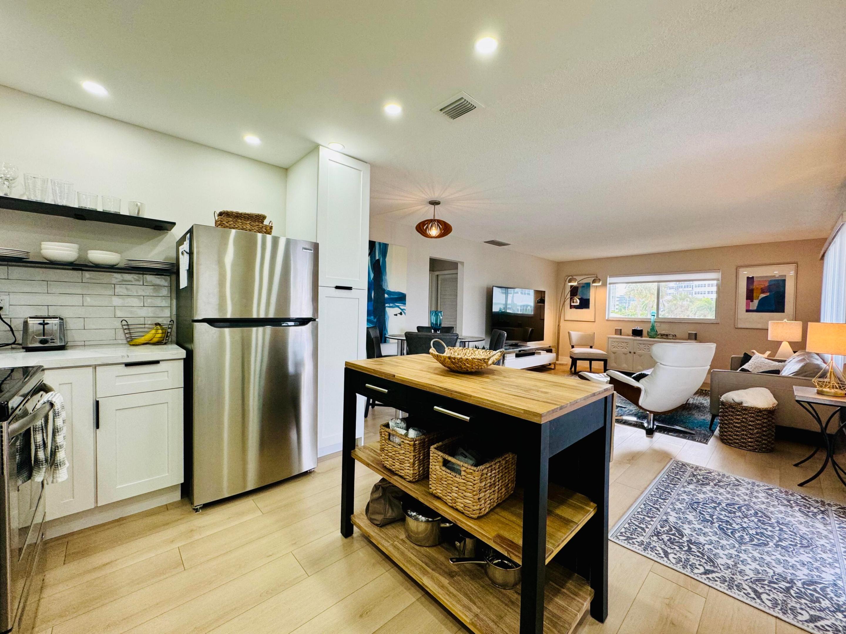 HAWTHORNE HOUSE CO-OP - Residential Lease