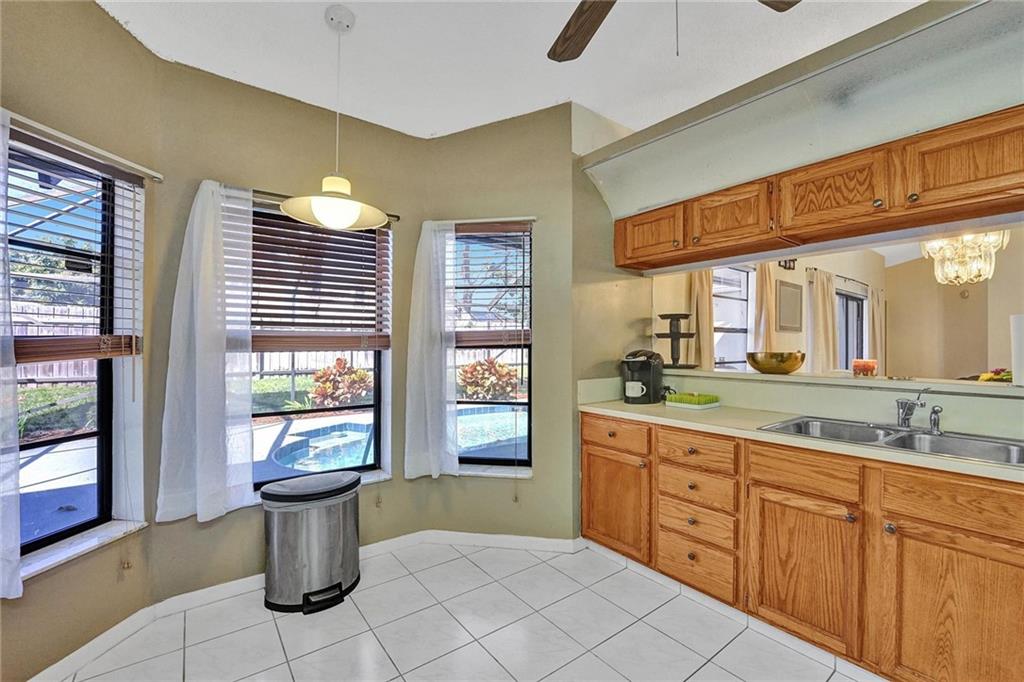 Meadows 300 01 - Residential