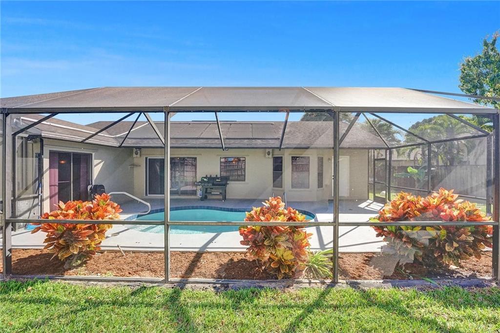 Meadows 300 01 - Residential