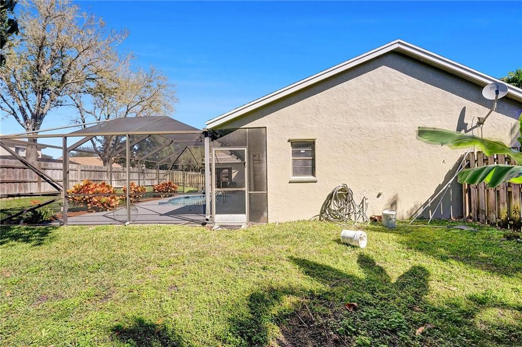 Meadows 300 01 - Residential