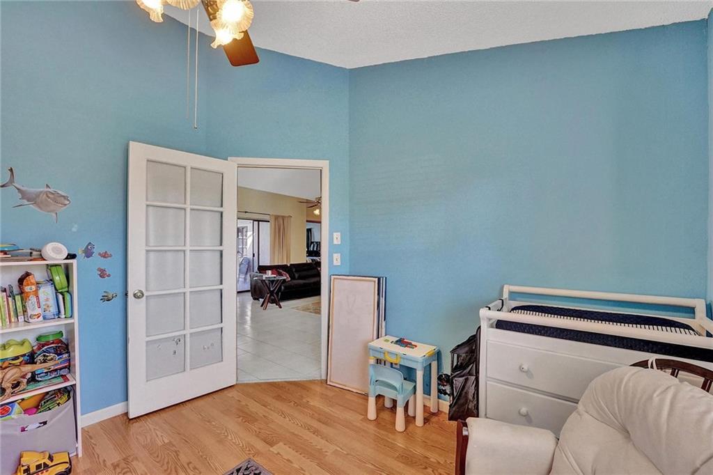 Meadows 300 01 - Residential