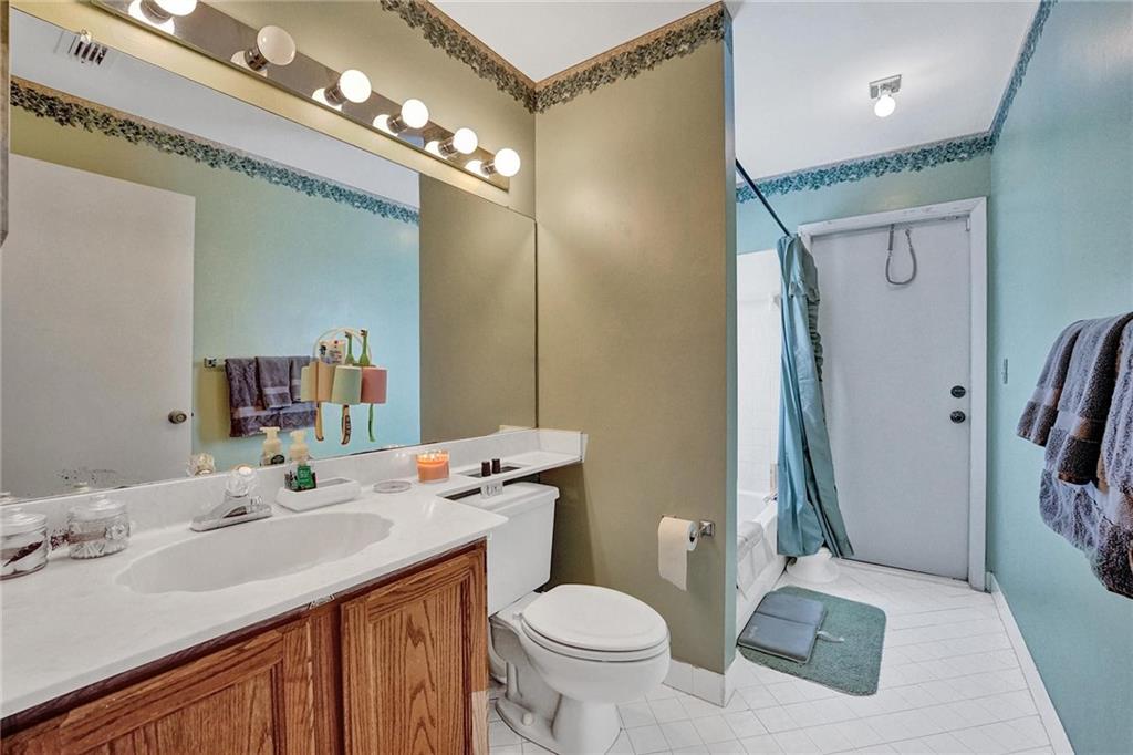 Meadows 300 01 - Residential