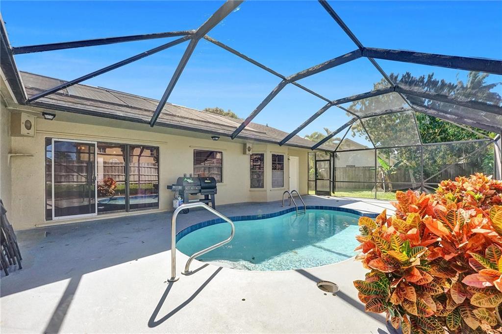 Meadows 300 01 - Residential