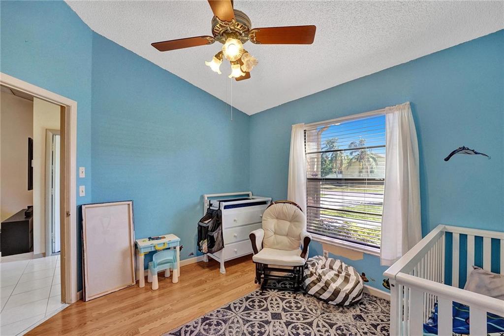 Meadows 300 01 - Residential