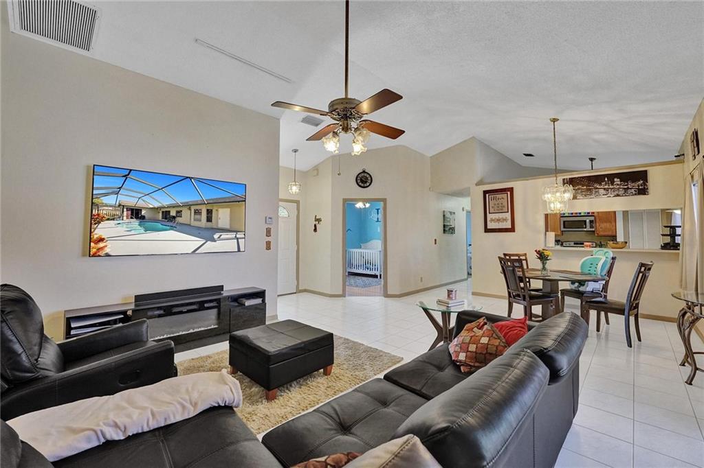 Meadows 300 01 - Residential