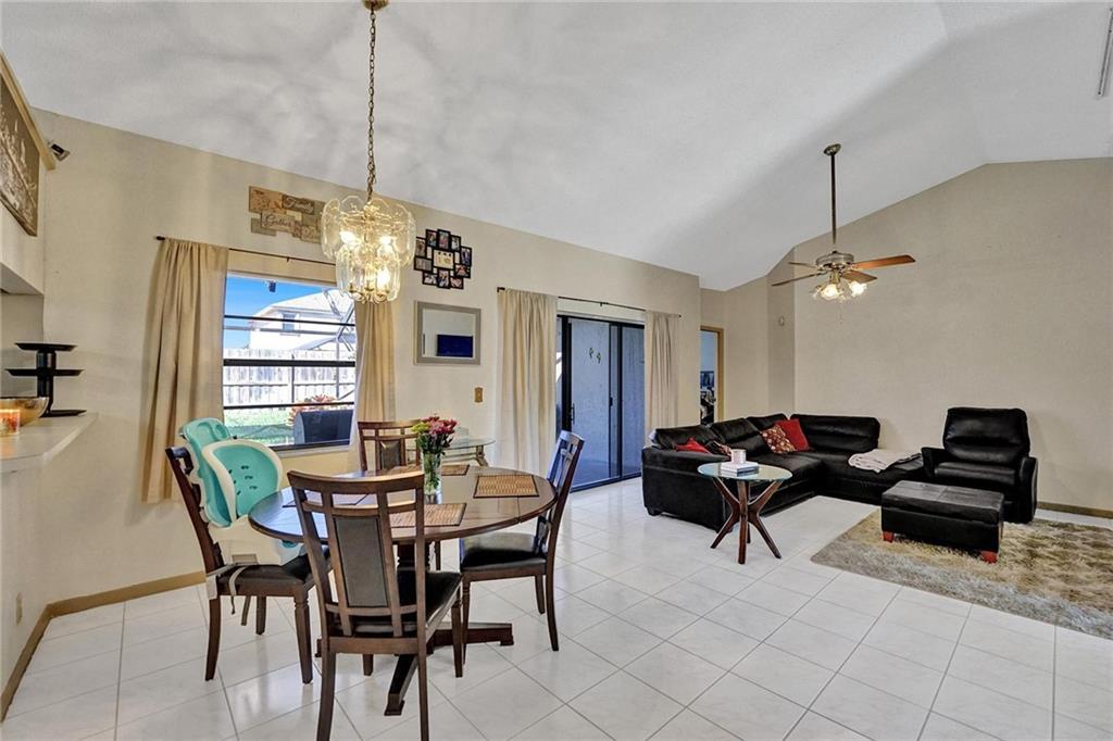 Meadows 300 01 - Residential