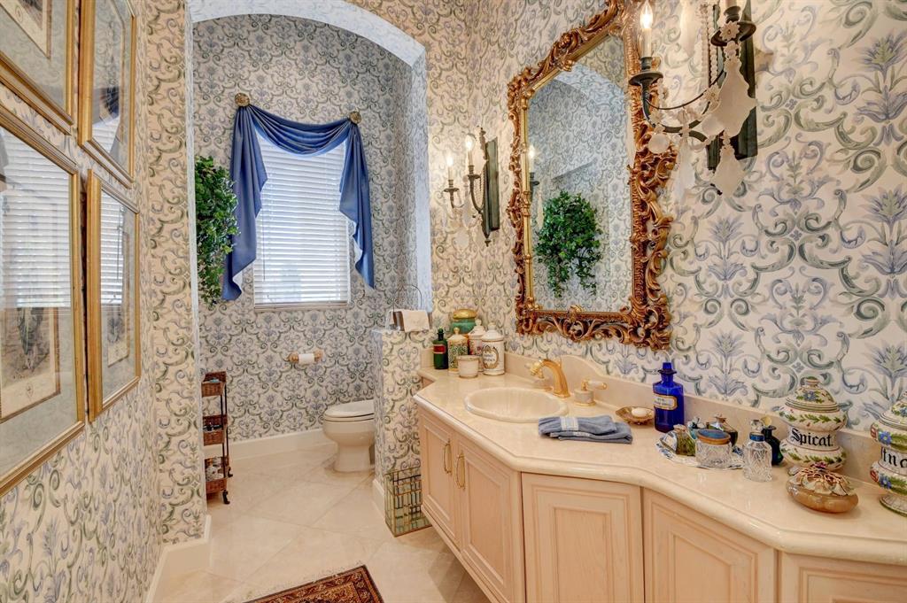 ST ANDREWS COUNTRY CLUB - Residential