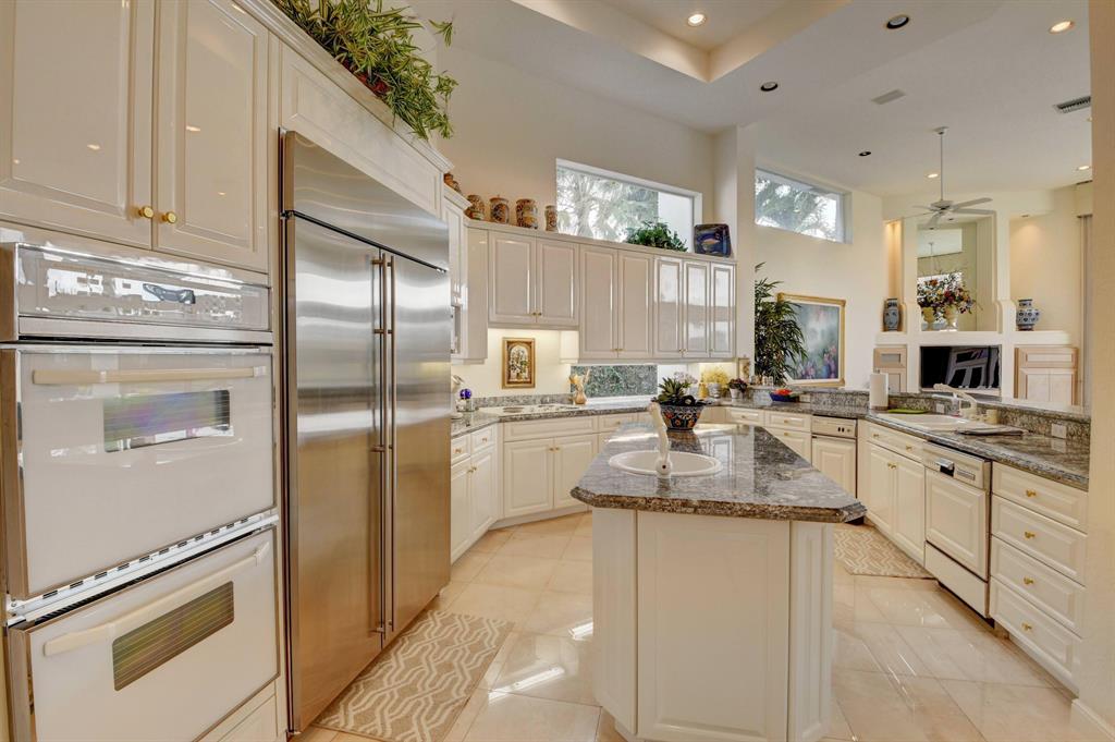 ST ANDREWS COUNTRY CLUB - Residential