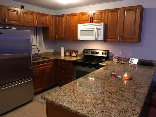 FOREST HILL GARDENS CONDO - Residential