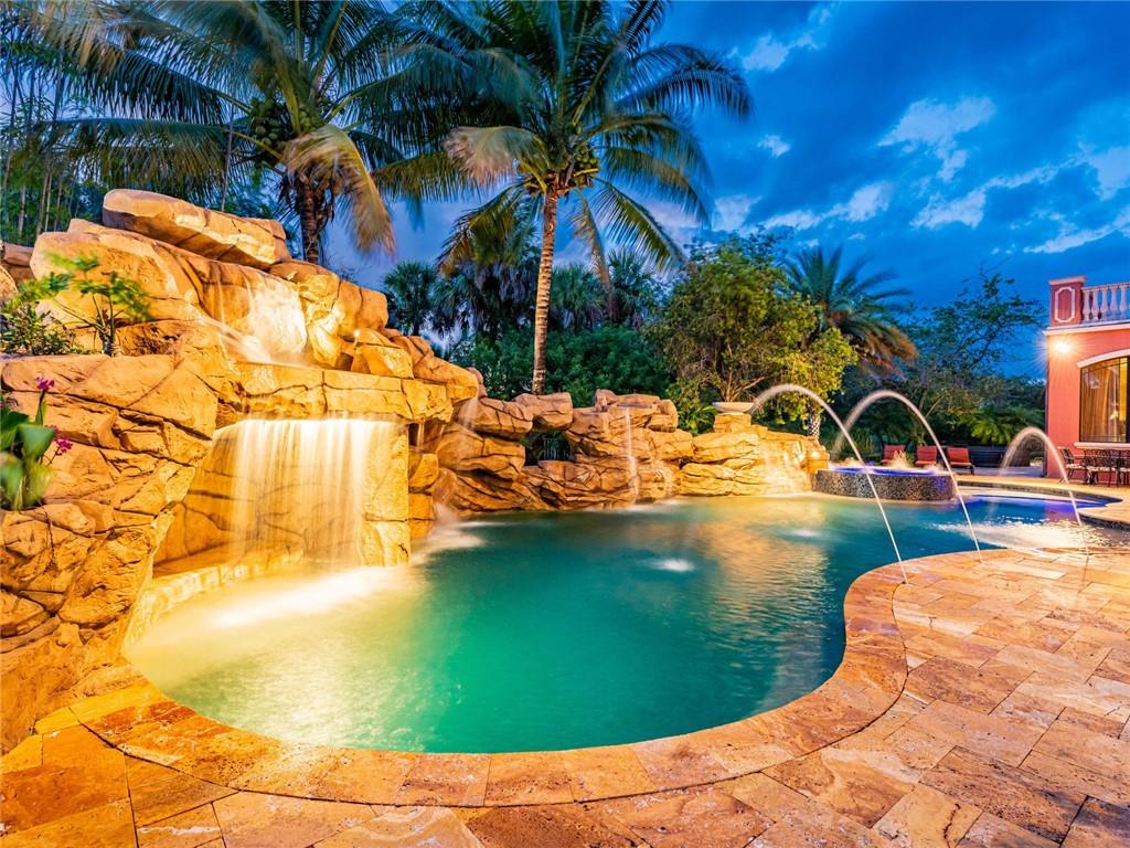 Parkland Golf & Country C - Residential