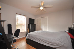 LEGEND LAKE ESTATES - Residential