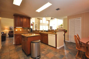 LEGEND LAKE ESTATES - Residential