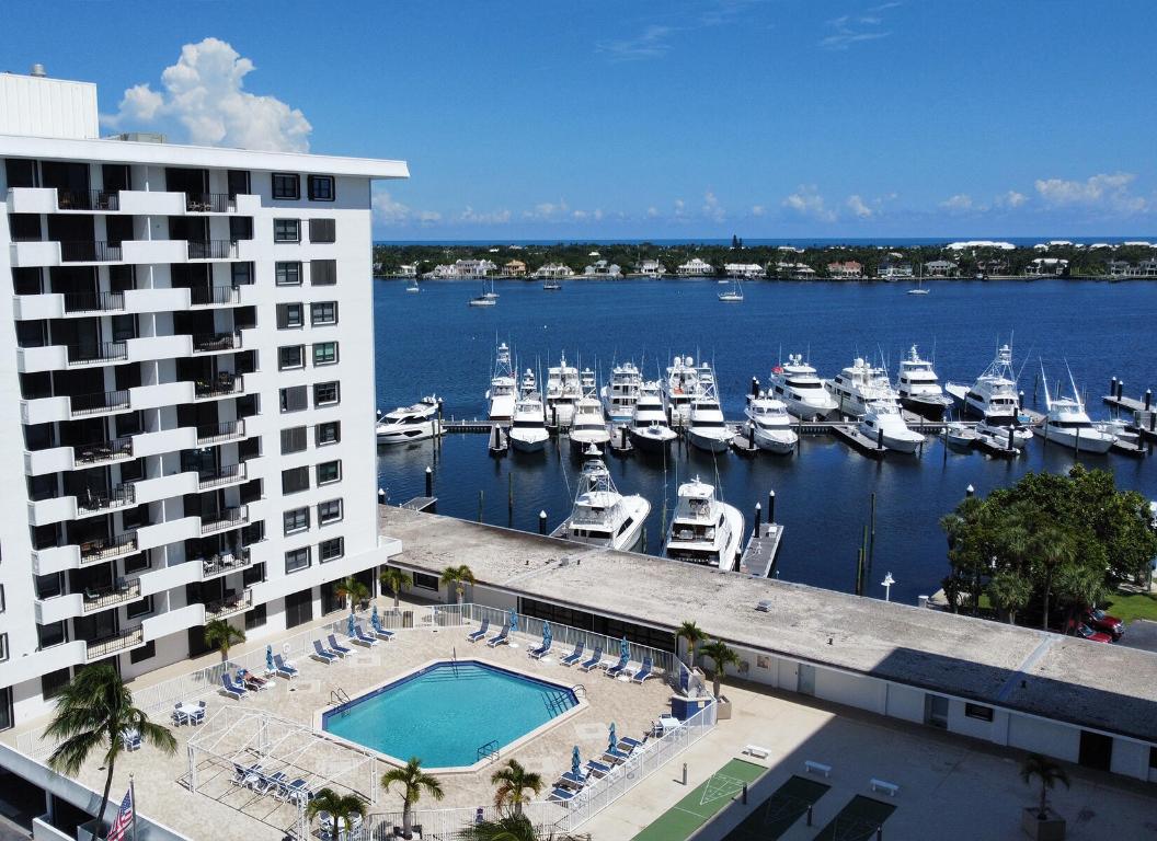 OLD PORT COVE CONDO ONE, Admiralty 1200 - Residential