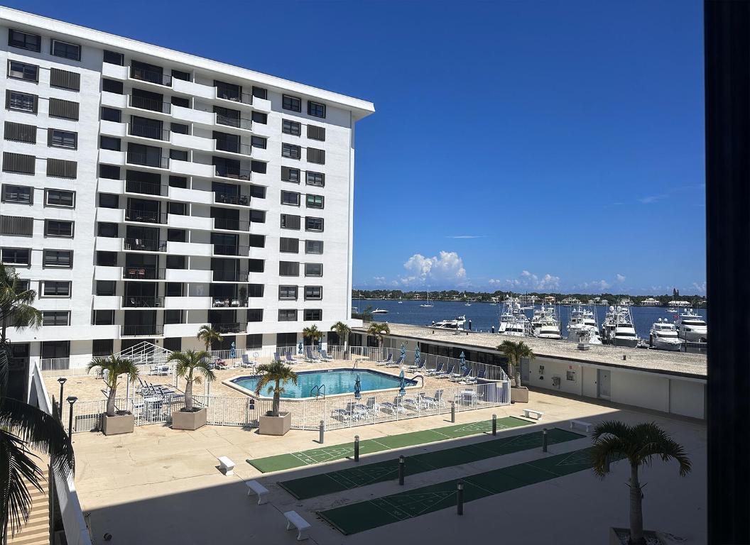 OLD PORT COVE CONDO ONE, Admiralty 1200 - Residential