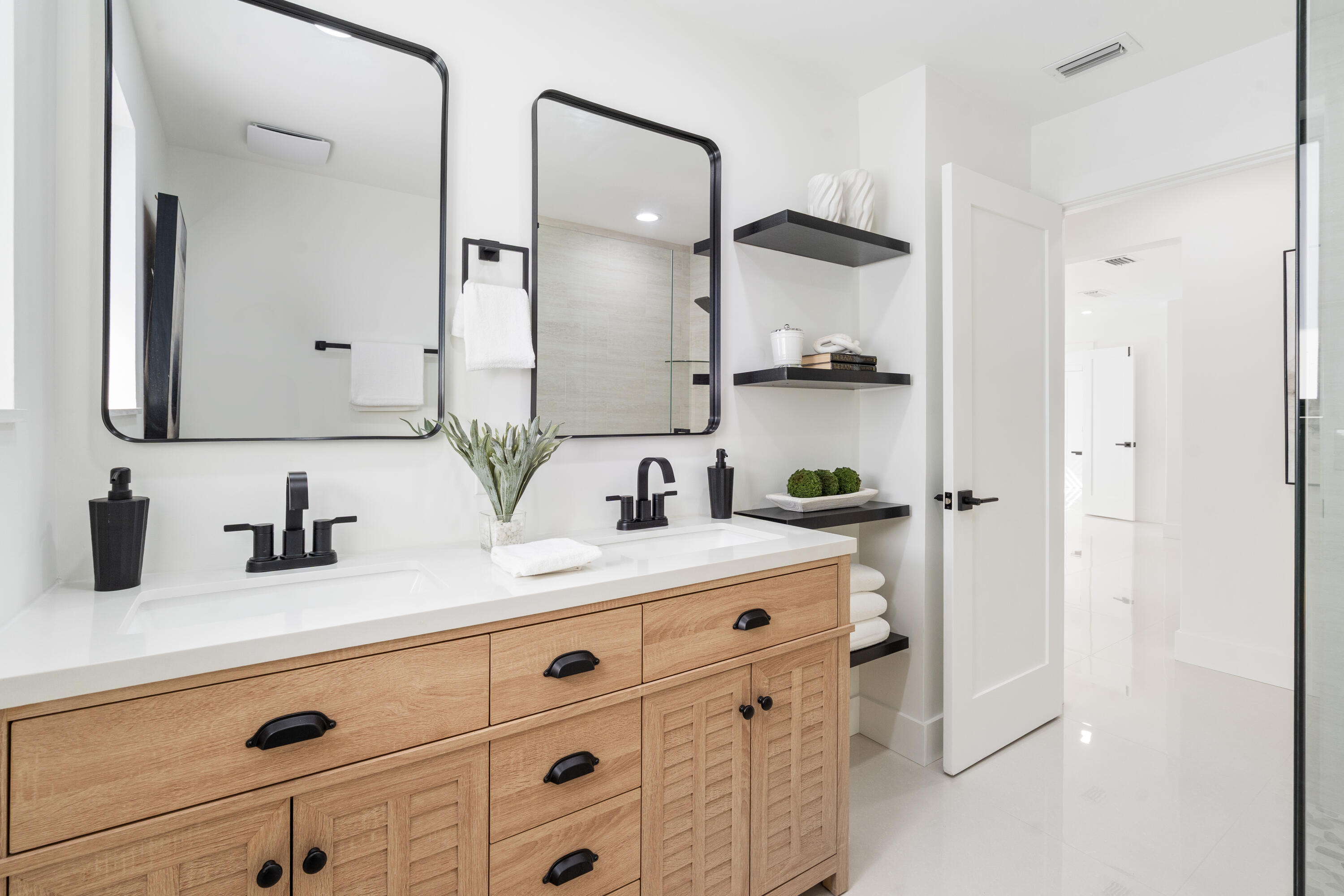 HOMEWOOD 1ST ADD - Residential