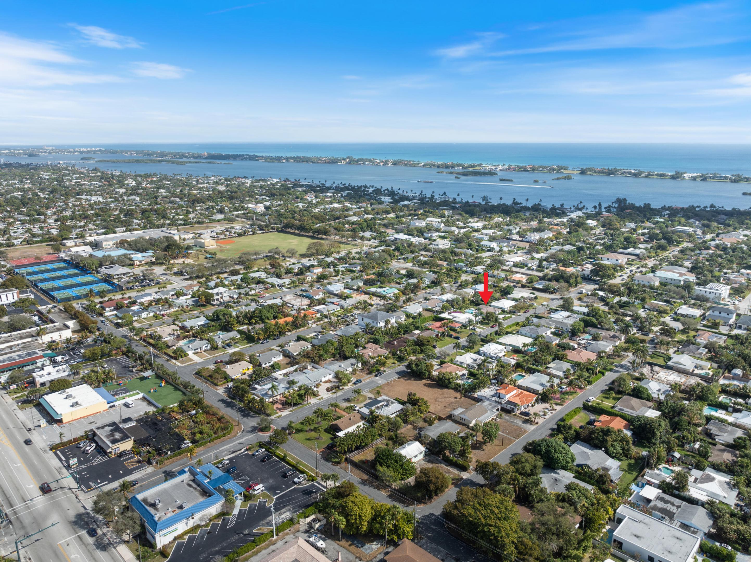 HOMEWOOD 1ST ADD - Residential