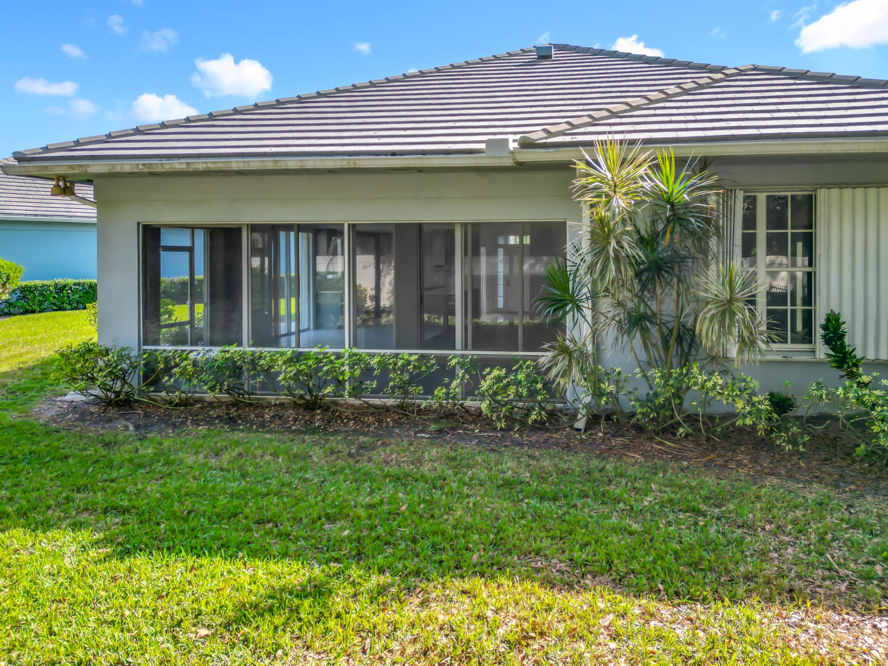 LAKES AT ST LUCIE WEST PLAT NO 22 - Residential