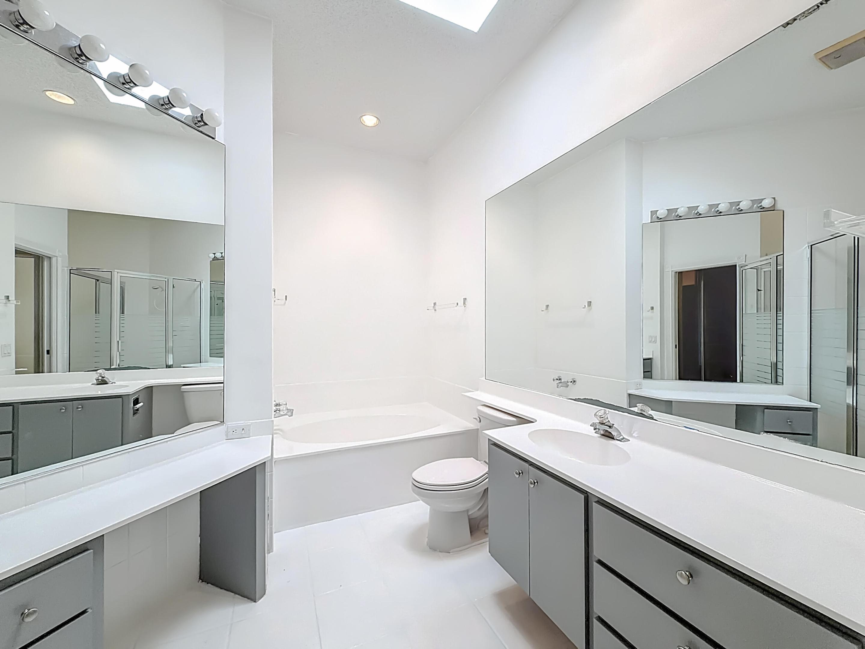 LAKES AT ST LUCIE WEST PLAT NO 22 - Residential