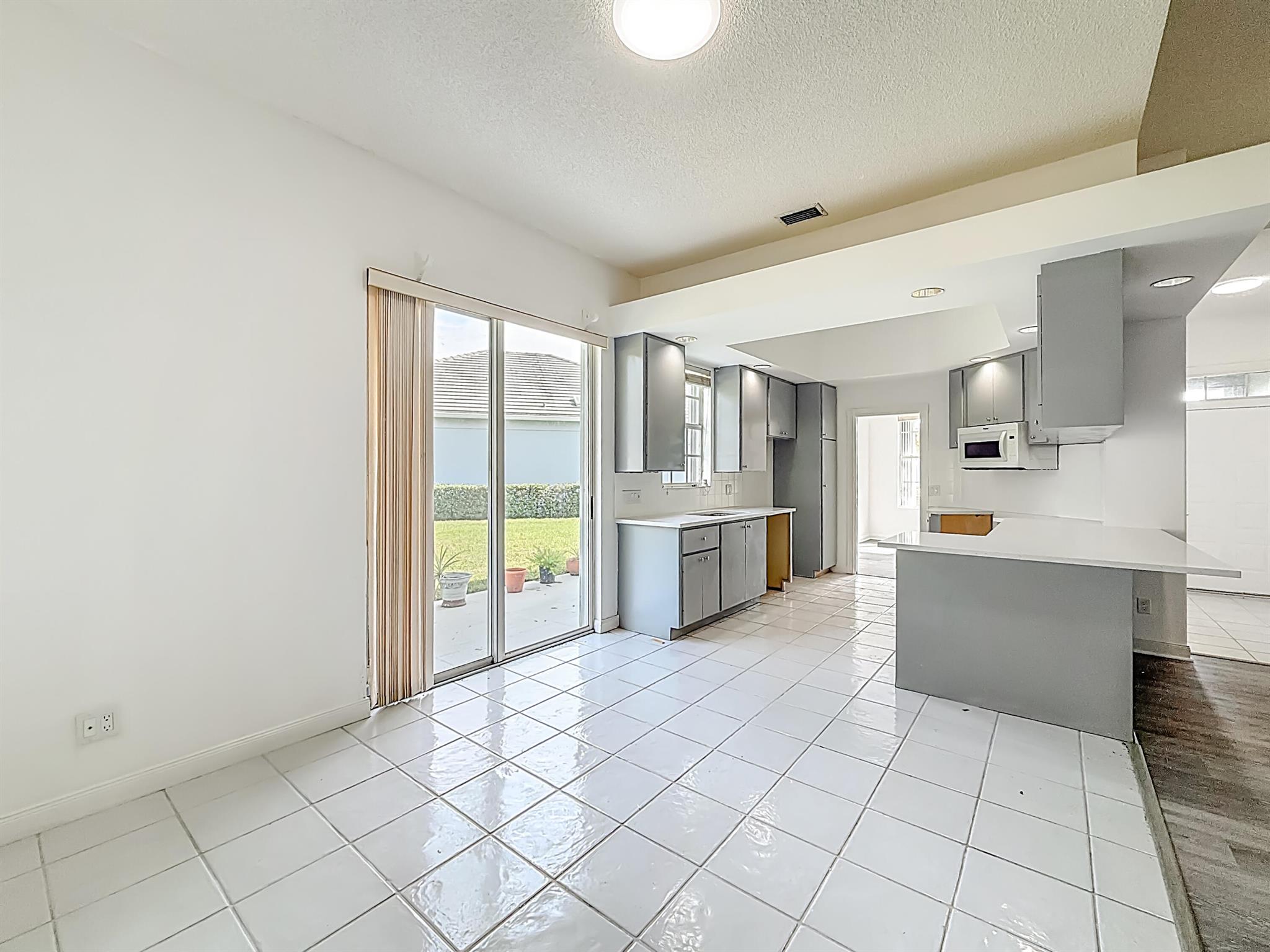 LAKES AT ST LUCIE WEST PL - Residential