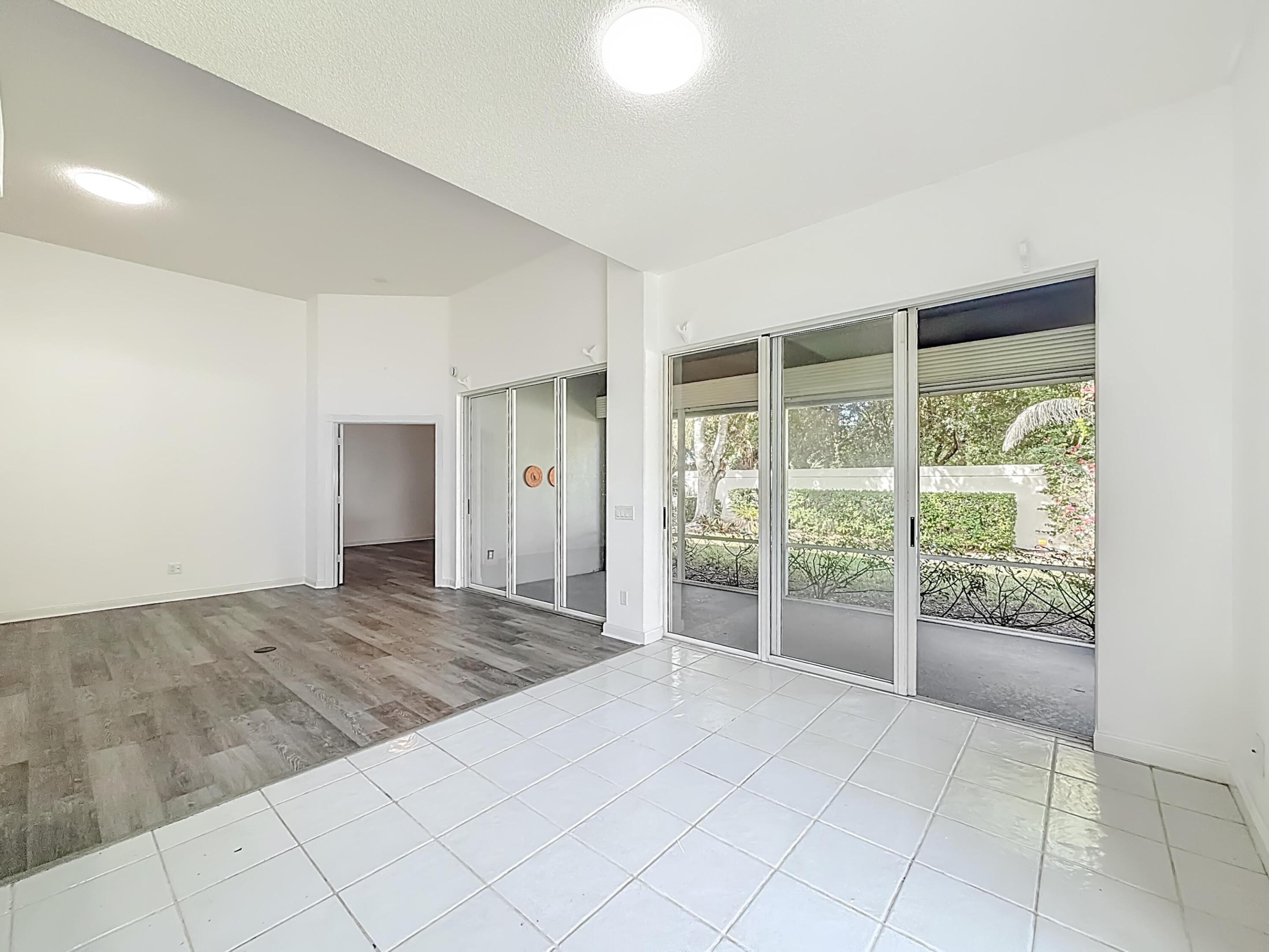 LAKES AT ST LUCIE WEST PLAT NO 22 - Residential