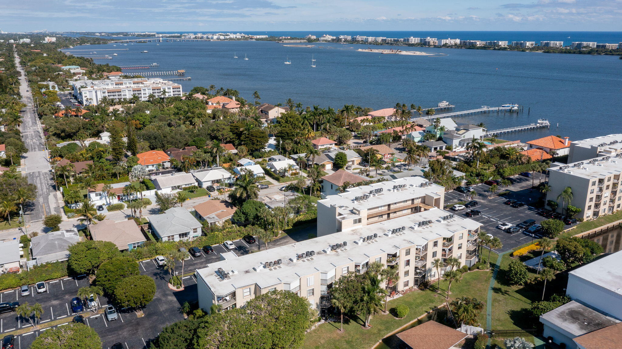 HIDDEN HARBOUR OF THE PALM BEACHES CONDO - Residential