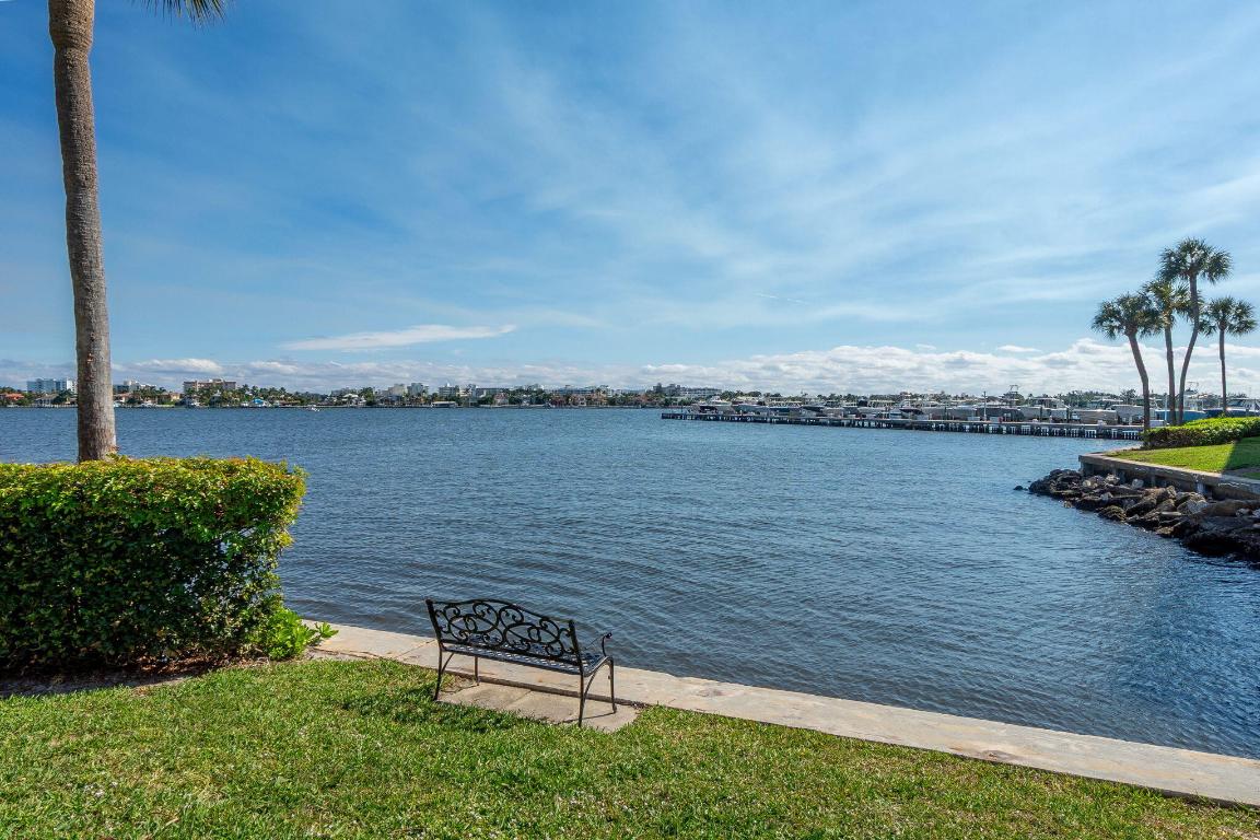 HIDDEN HARBOUR OF THE PALM BEACHES CONDO - Residential