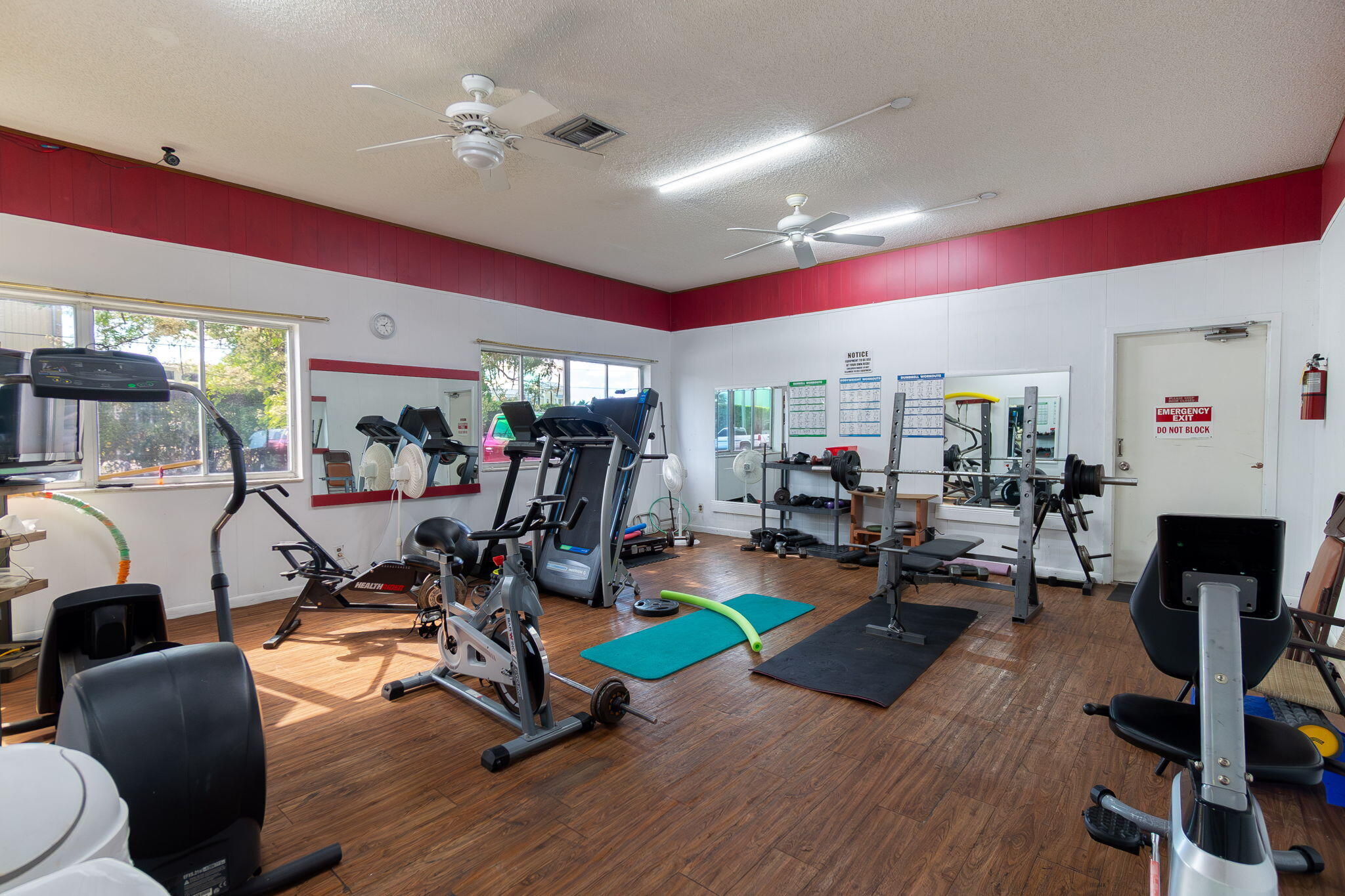 HIDDEN HARBOUR OF THE PALM BEACHES CONDO - Residential