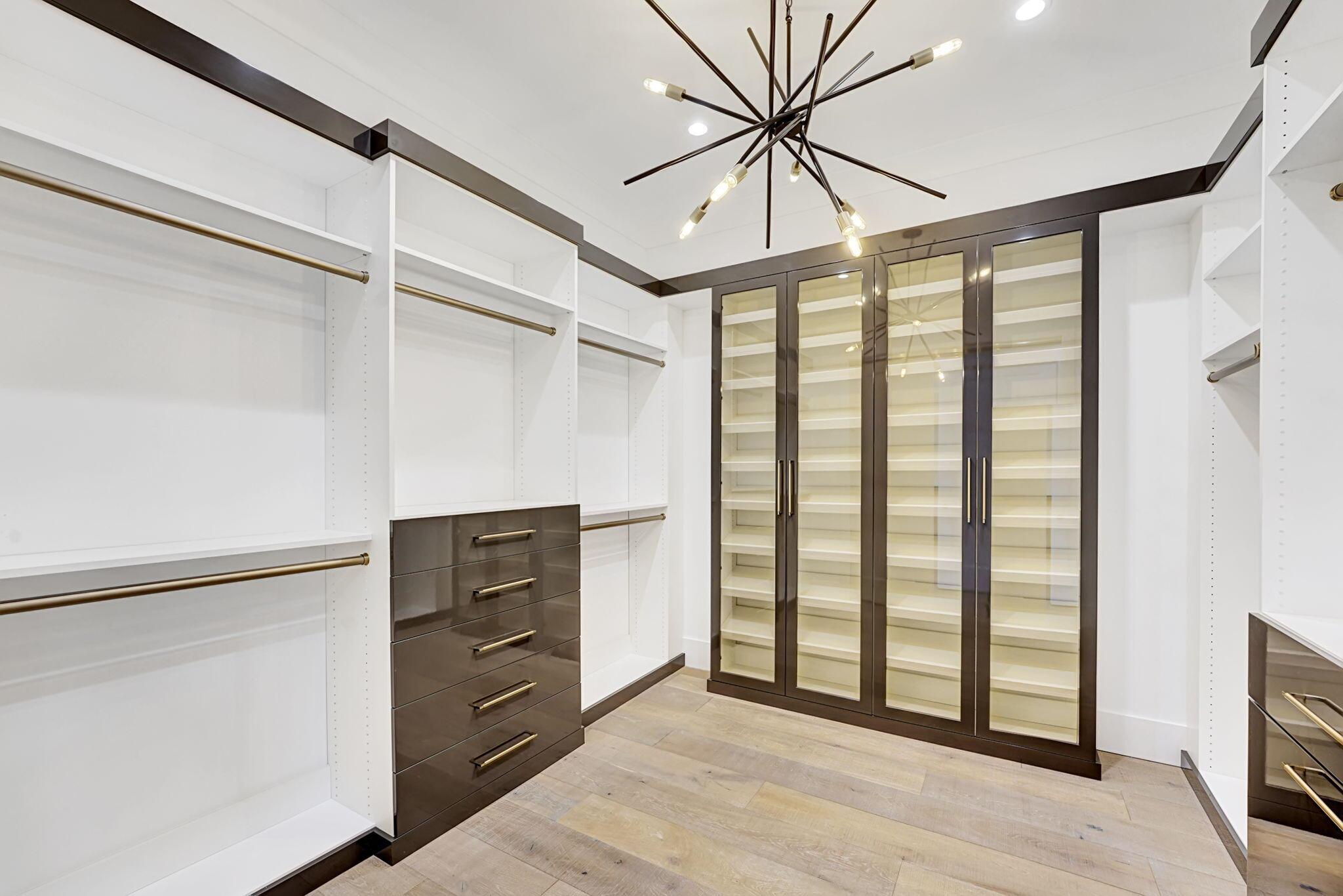LANTANA POINT - Residential