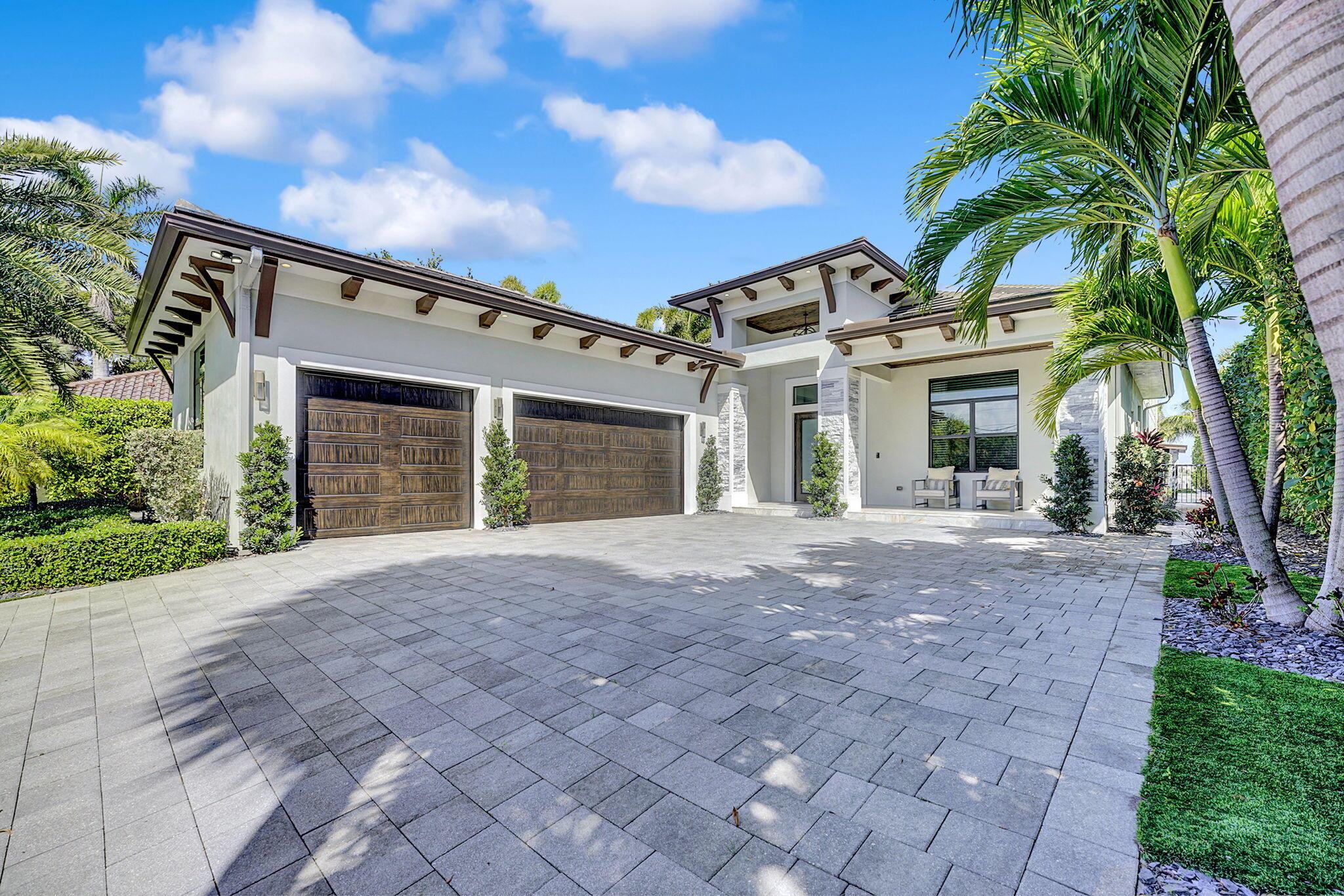 LANTANA POINT - Residential