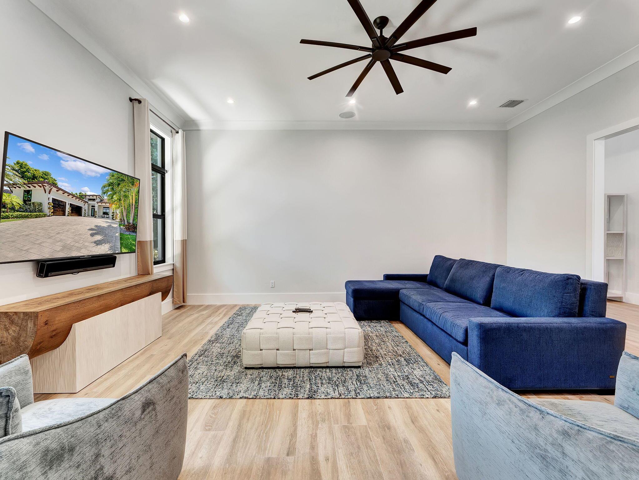 LANTANA POINT - Residential