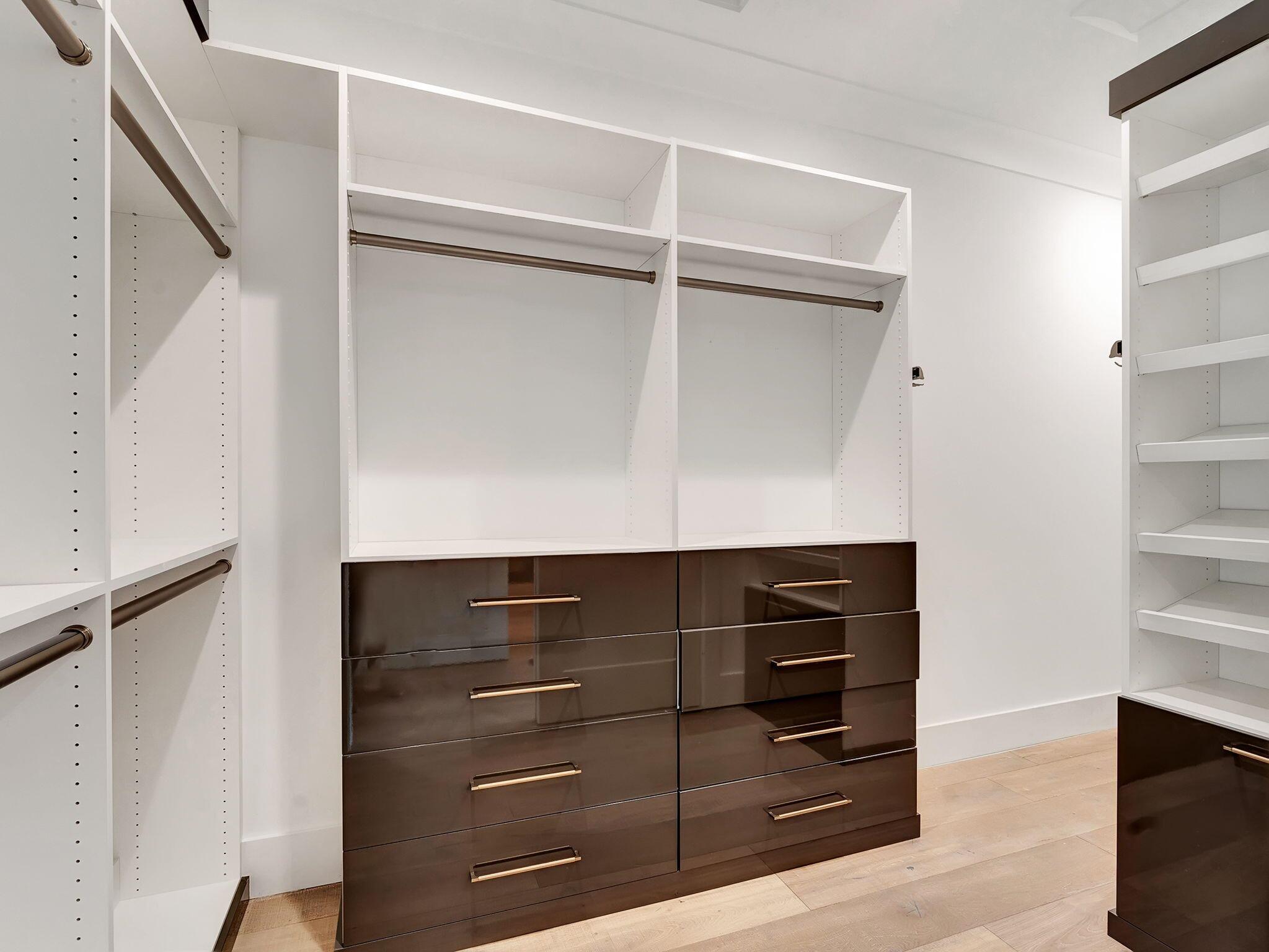 LANTANA POINT - Residential