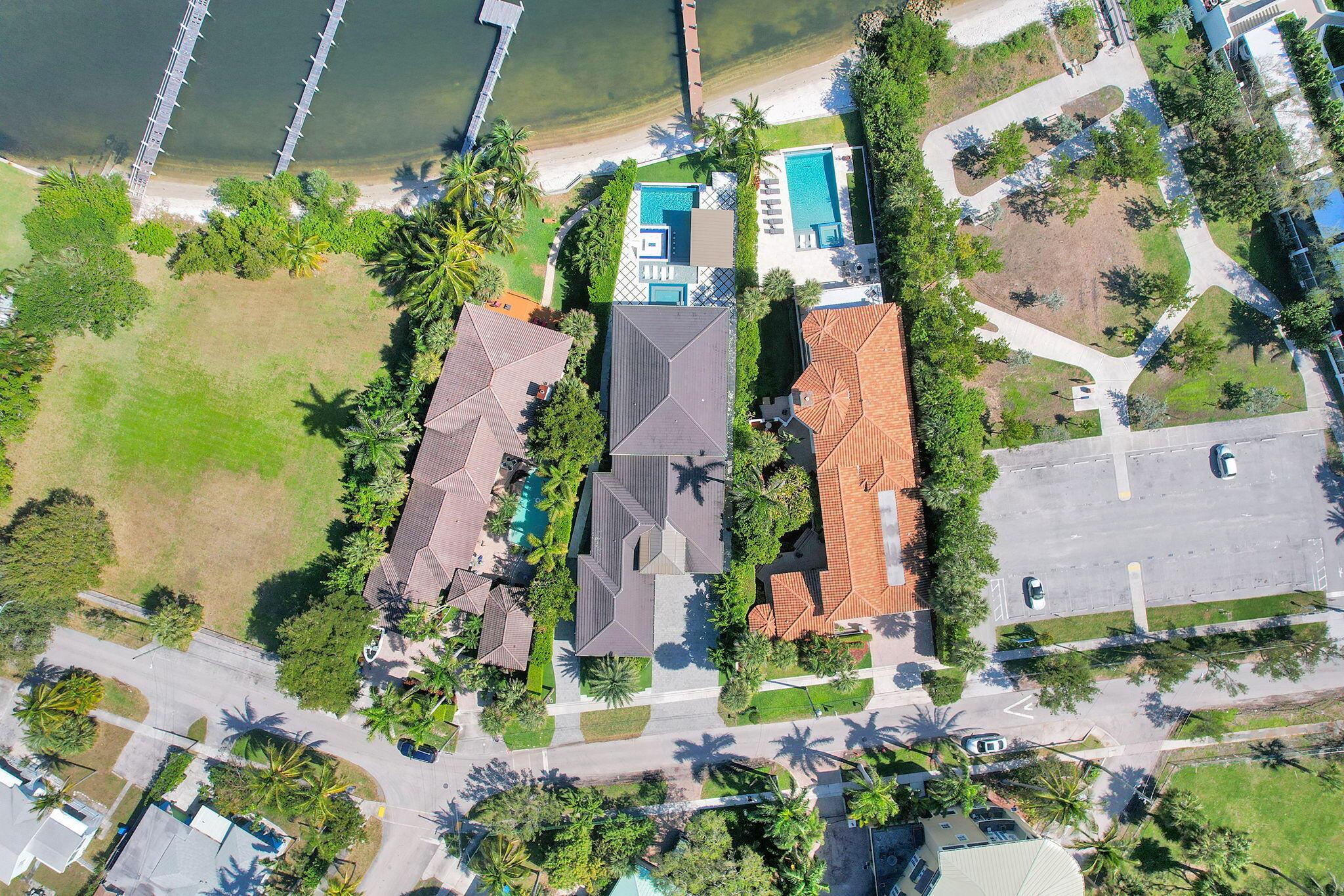 LANTANA POINT - Residential