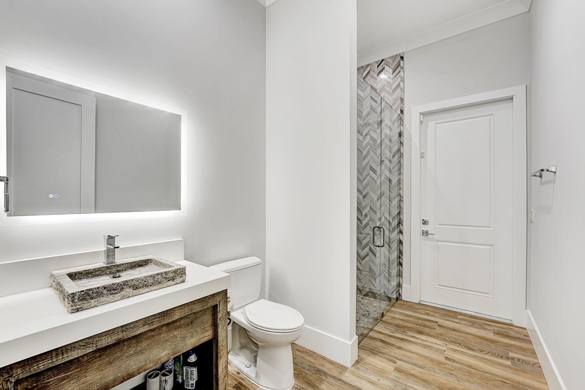 LANTANA POINT - Residential