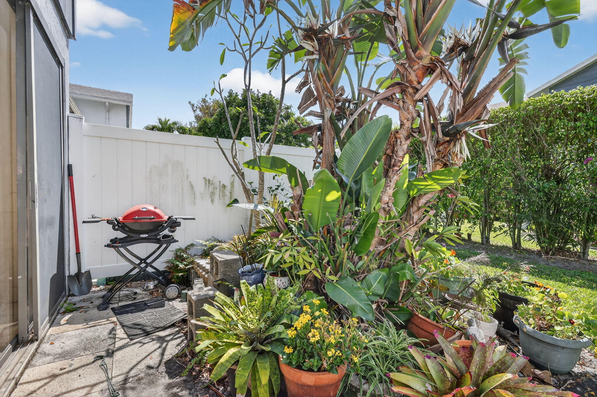 ARBOURS OF THE PALM BEACHES CONDO - Residential