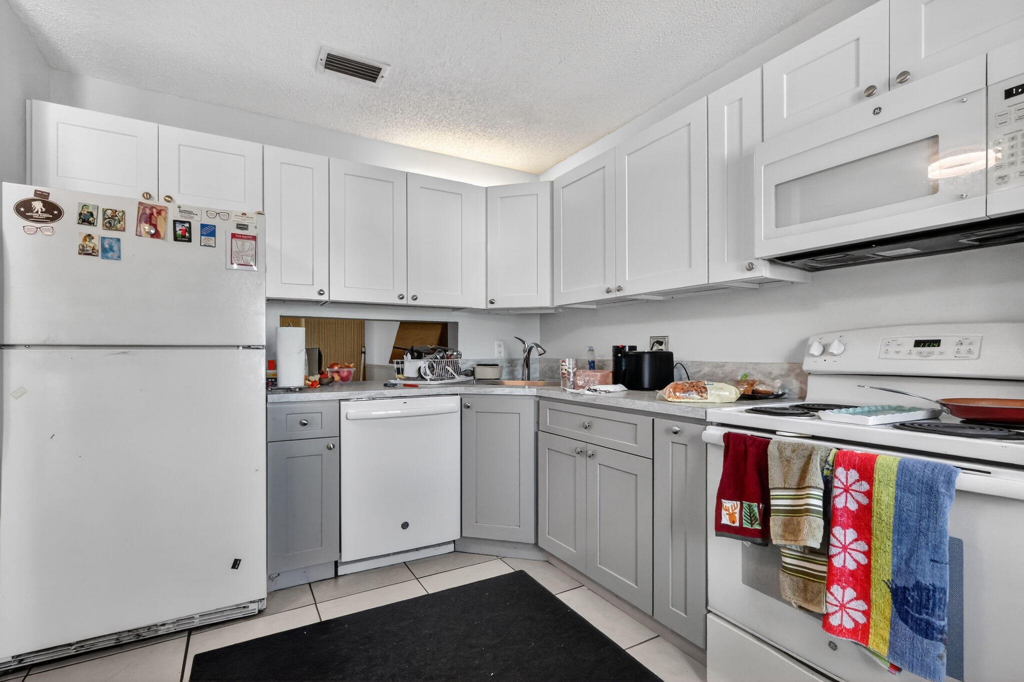 ARBOURS OF THE PALM BEACHES CONDO - Residential